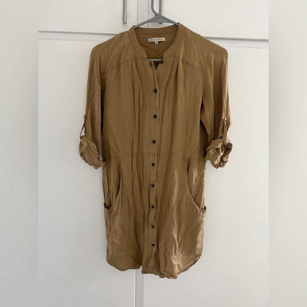 Mustard shirt